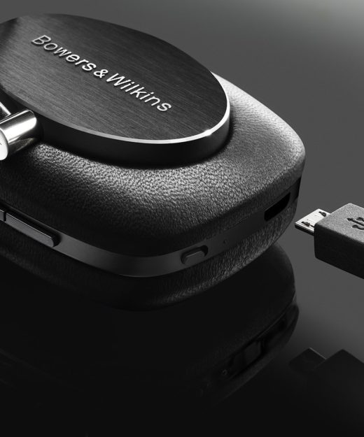 Bowers and Wilkins P5 Wireless Test Bluetooth Headphones