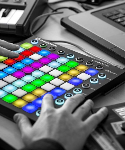 Novation LaunchPad MK2 Test Hardware Sequencer Sampler