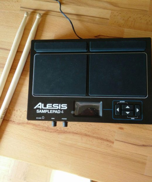 Alesis Samplepad 4 Testbericht Percussion Pads