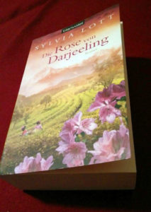 Die Rose von Darjeeling hat einige Seiten zu bieten.