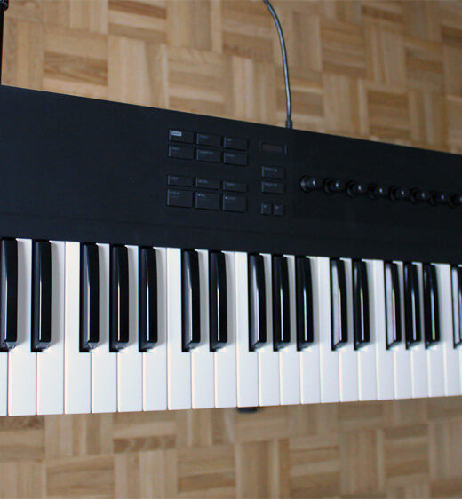 Native Instruments Komplete Kontrol A61 Test