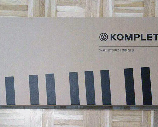 Das A61 kommt schlicht und doch schön, aber vor allem sicher verpackt.