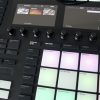 Die vergrößerten Displays der Maschine bieten eine verbesserte Übersicht. Die vergrößerten Displays der Maschine bieten eine verbesserte Übersicht.