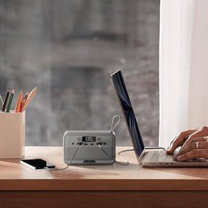 Die Solar Powerstation im Einsatz als Alltagshelfer.