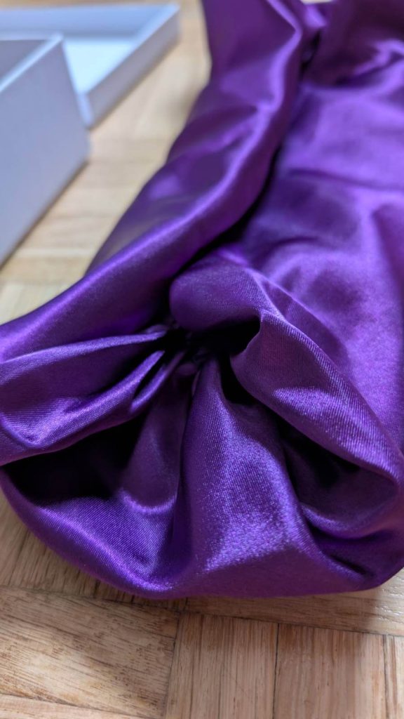 Auch in Nahaufname schön und gut verarbeitet.