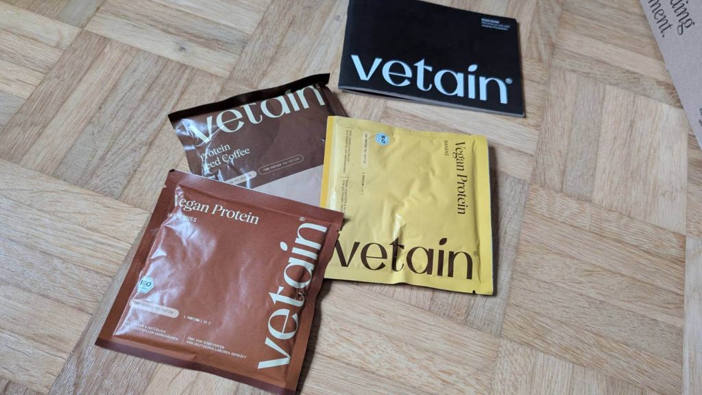 Kleine Probepäckchen verlocken zu mehr: Insgesamt 10 Geschmacksrichtungen erfüllen jeden Wunsch.