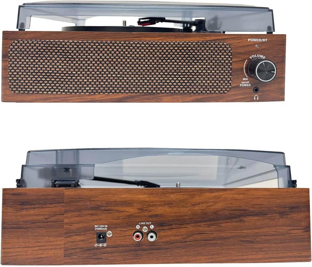 Der auvisio Plattenspieler und Vinyl Digitalisierer in Seitenansicht samt Anschlüssen.