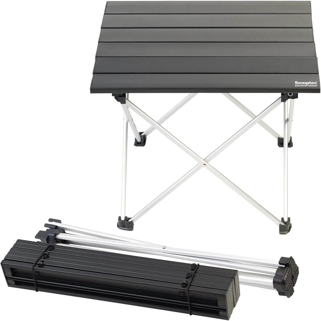 So sieht der Semptec Urban Survival Technology Tisch aufgestellt aus.