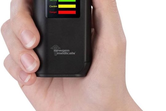 newgen medicals Alkoholtester kontaktloser Promilletest
