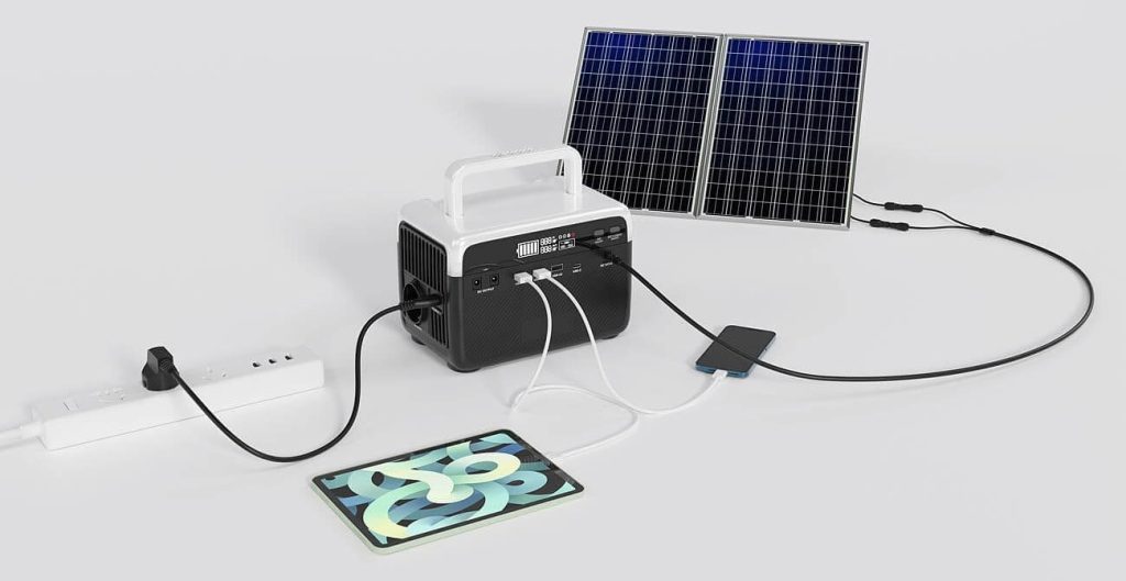 Zwar ohne Solarpanel im Lieferumfang aber diese sind günstig erhältlich und selbst ohne lädt die Powerstation rasch und liefert Energie für unterwegs.